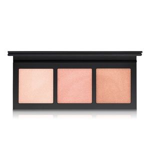 MAC Hyper Real Glow Flash+Ave